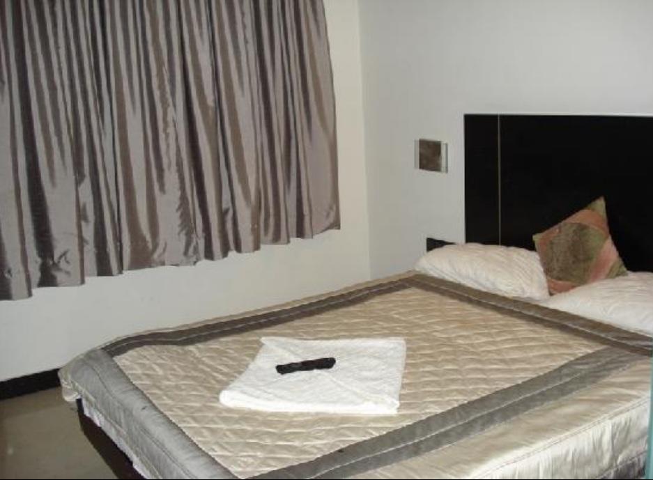 Hotel T.A.P. Gold Crest バンガロール 部屋 写真