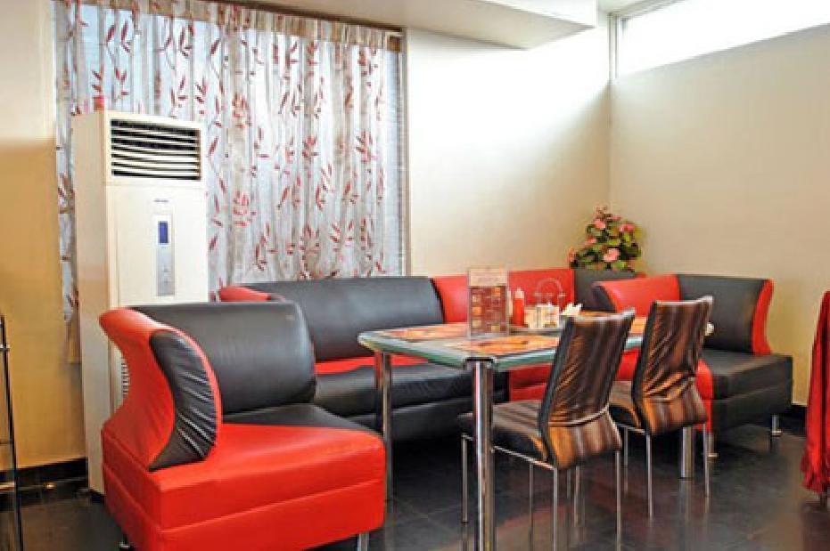 Hotel T.A.P. Gold Crest バンガロール エクステリア 写真